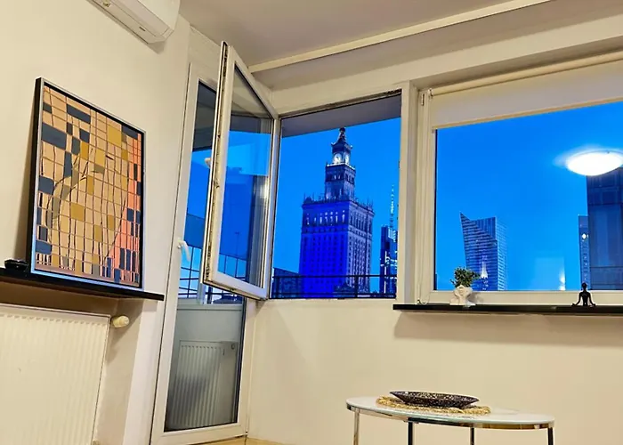 Palace Of Culture Skyline شقة