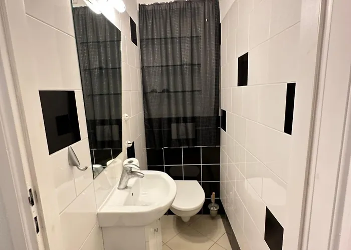 Palace Of Culture Skyline شقة